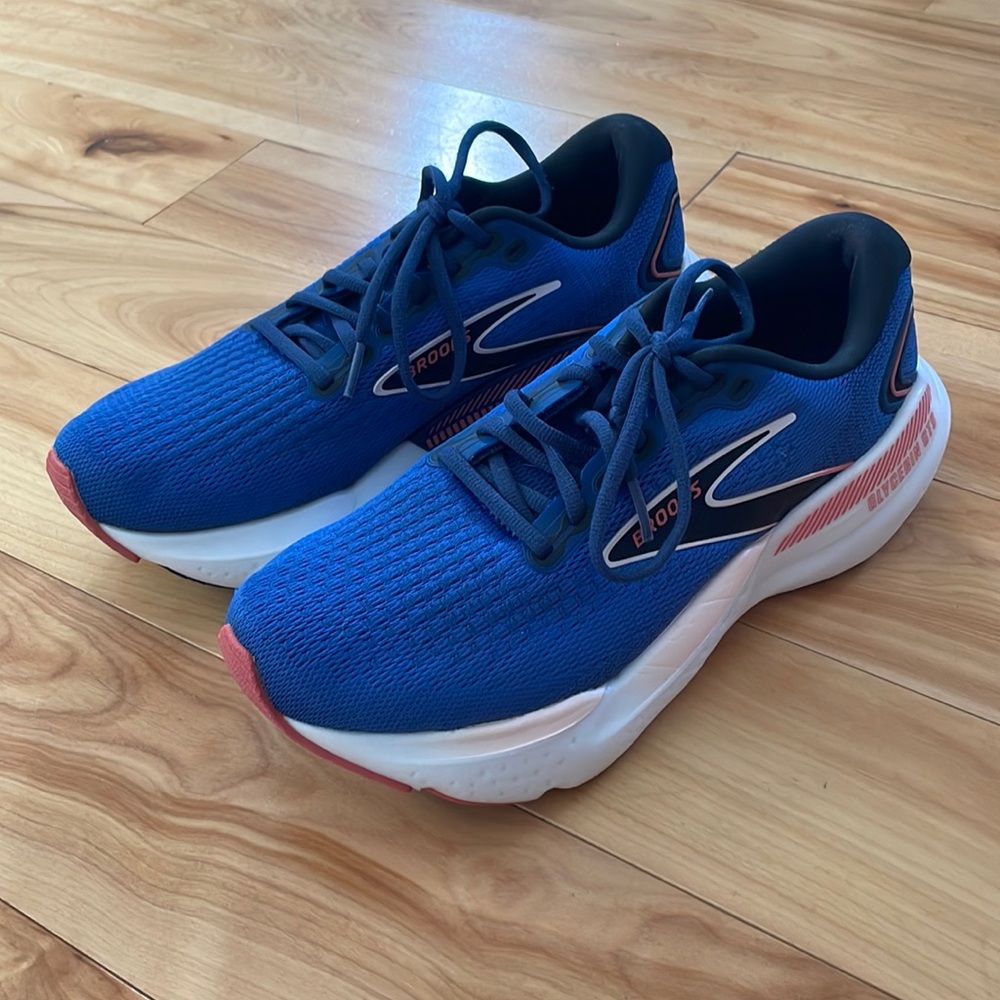 Gently used Brooks Glycerin GTS Women’s 8.5